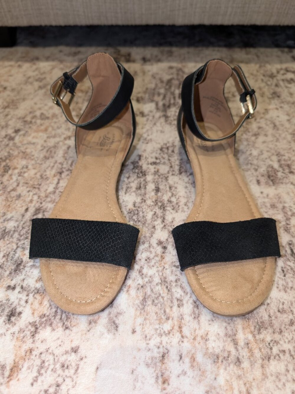 Women's Size 6.5 G.H. Bass Black Textured Ankle Strap Low Wedge Sandals
